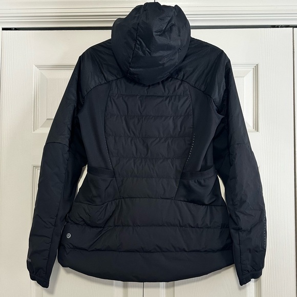 Lululemon Down for it All Jacket Coat in Black Size 12 EUC - Picture 2 of 9